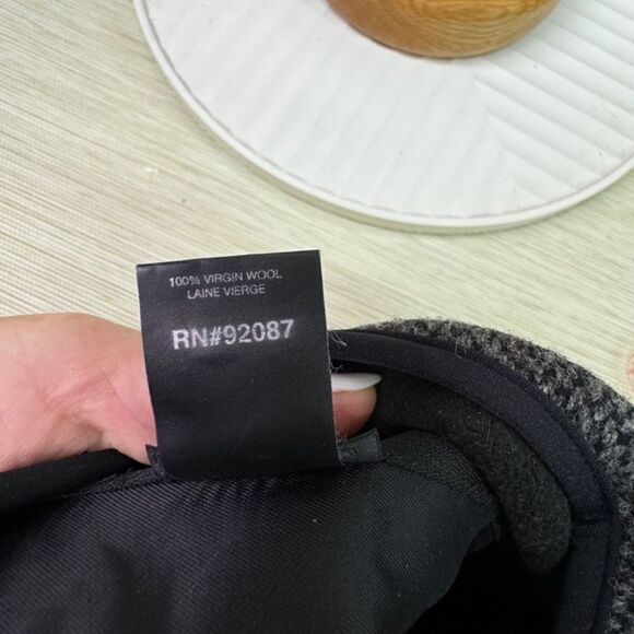 Wool flat cap with ear covers, made in Italy, 100% wool - Picture 6 of 9